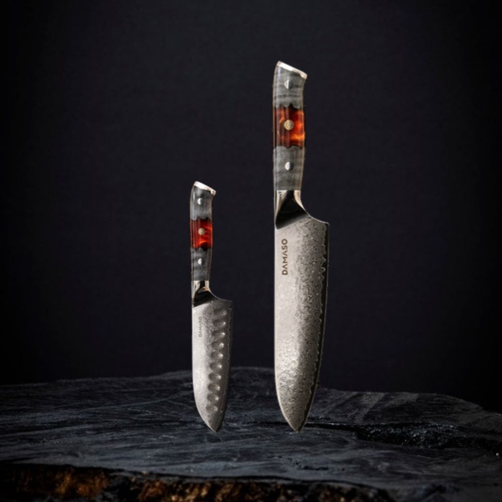 Red Ash Griff Nahaufnahme – Ergonomischer Messergriff aus Holz und Harz mit goldenen Akzenten, DAMASO Küchenmesser Set Detail